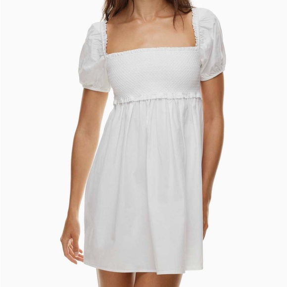 Aritzia Dresses & Skirts - Aritzia Sunday Best
Hadley Poplin Dress Linen Puff Sleeve White Women’s XS